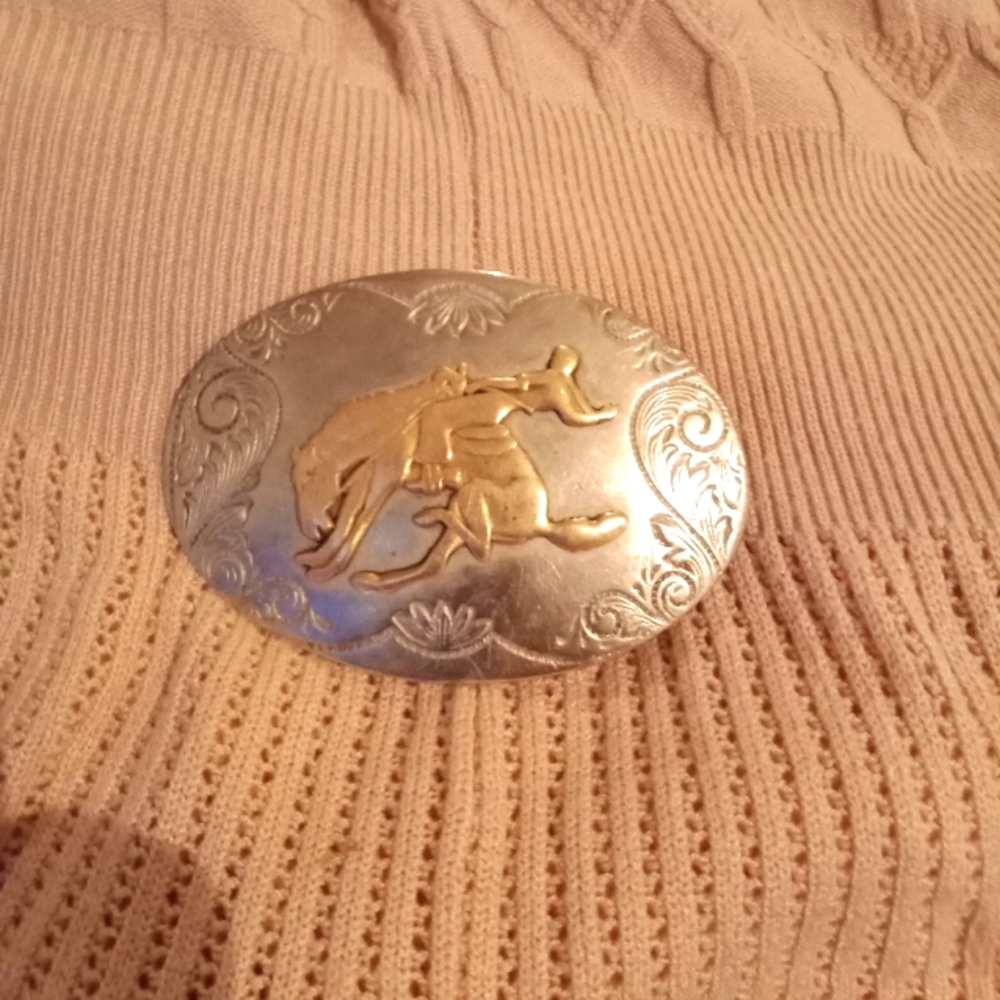 Belt buckle